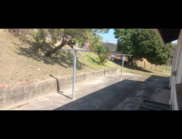 3 BEDROOM HOUSE TO LET IN UMHLATUZANA